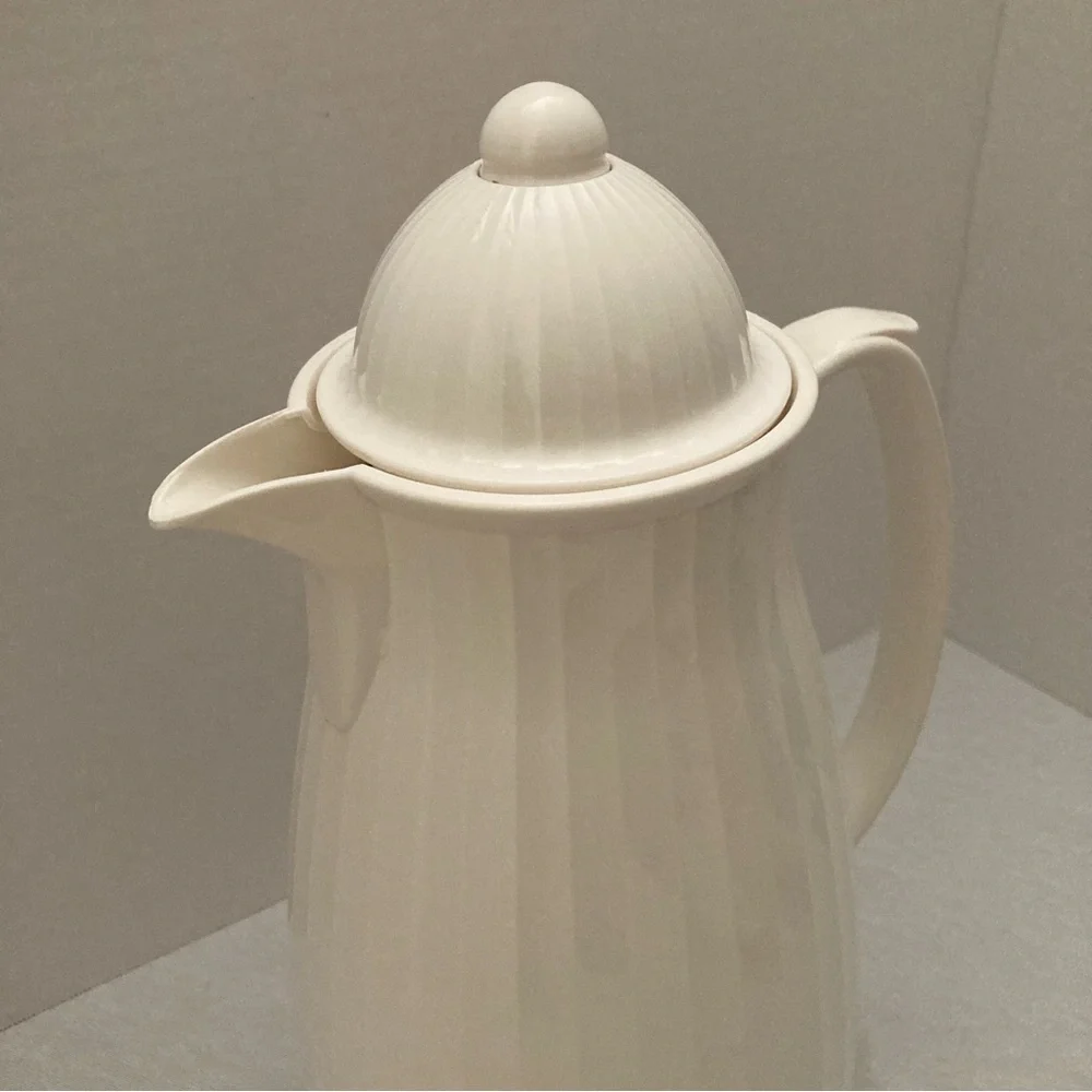 Vintage Corning Thermique White Ribbed Thermal Coffee Carafe w Lid
